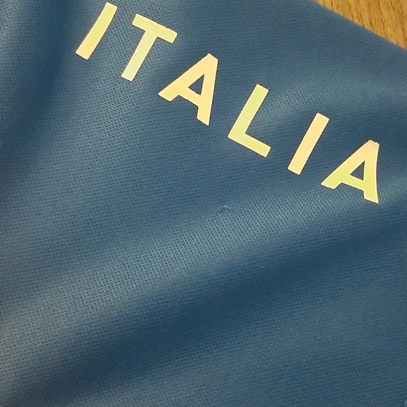 Italia Soccer Jersey - Medium - Picture 3 of 8